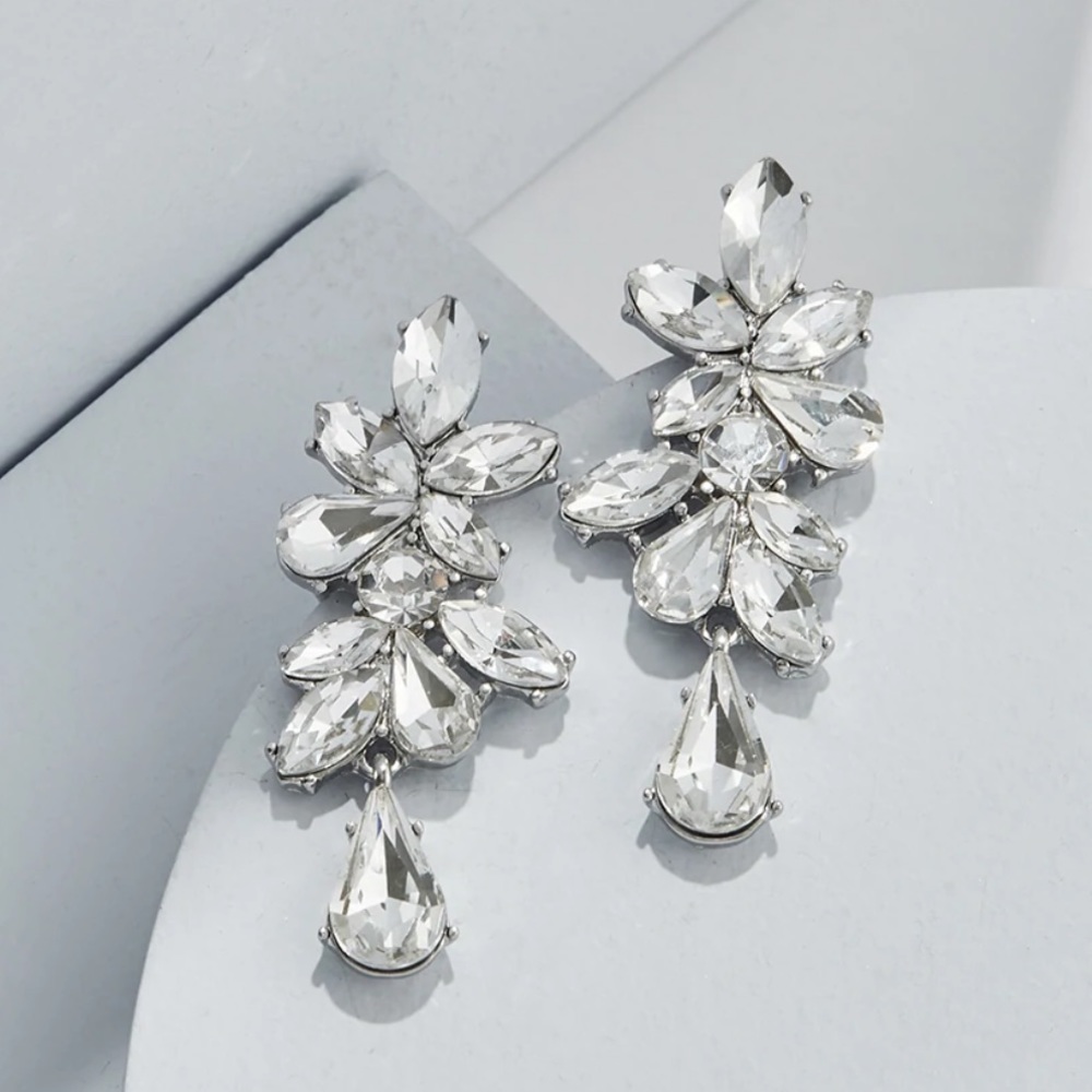 Olive + Piper Valentina Earrings